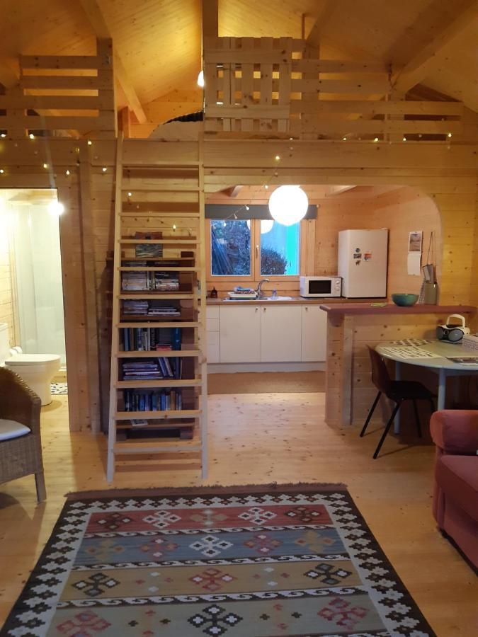 Springbank Cabin Insch エクステリア 写真