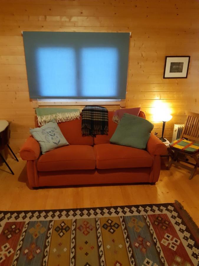 Springbank Cabin Insch エクステリア 写真